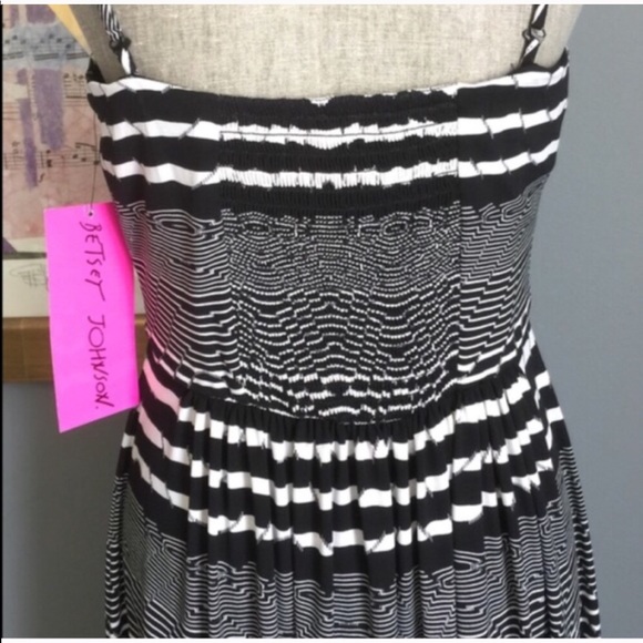 Betsey Johnson Maxi - Picture 2 of 3